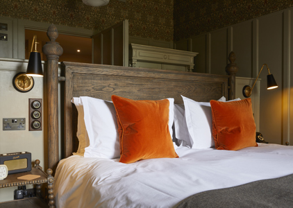 Comfy Luxe Rooms at THE PIG-at Bridge Place - Garden of England, Kent